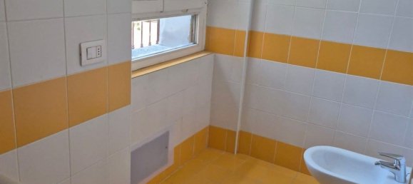 2 bedrooms Apartment in Como, Italy No. 361923 6