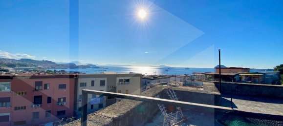 3 rooms Apartment in Pozzuoli, Italy No. 21278 14