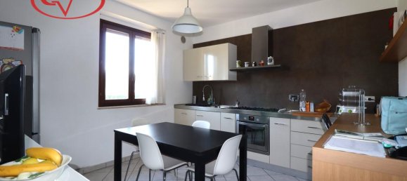 3-Zimmer Wohnung in Montevarchi, Italy, Nr. 235668 8