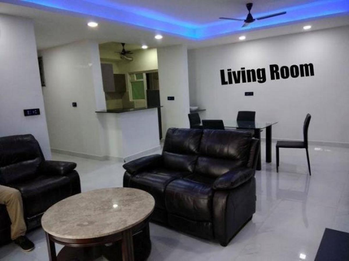 3 bedrooms House in Hyderabad, India No. 16736