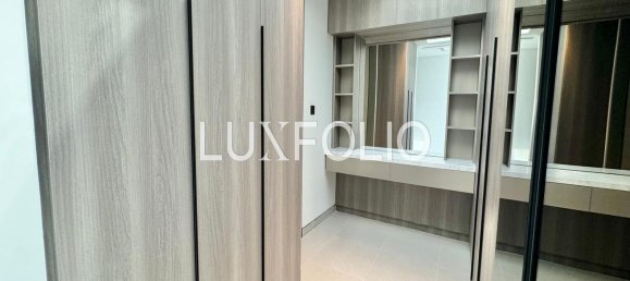 Вилла с 4 спальнями в Tilal Al Ghaf, ОАЭ № 101021 8