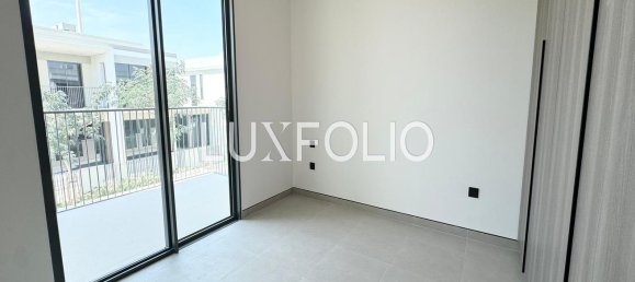 Вилла с 4 спальнями в Tilal Al Ghaf, ОАЭ № 101021 3