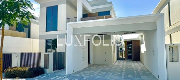 Вилла с 4 спальнями в Tilal Al Ghaf, ОАЭ № 101021 14