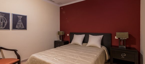 5 bedrooms Villa in Malaga, Spain No. 89228 22