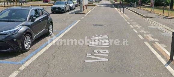 5 rooms Commercial property in Brescia, Italy No. 323516 2