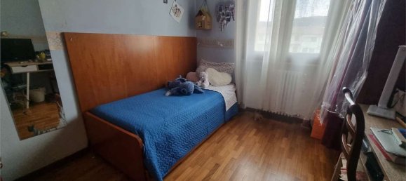 5 rooms Apartment in Sarzana, Italy No. 161607 11