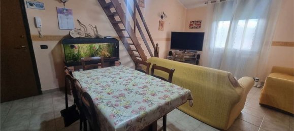 5 rooms Apartment in Sarzana, Italy No. 161607 4