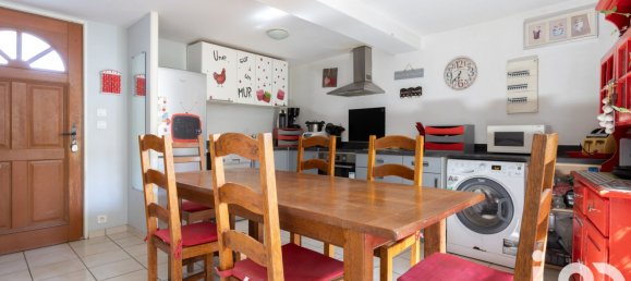 Casa de 3 dormitorios en Puy-de-Dome, France No. 324046 11