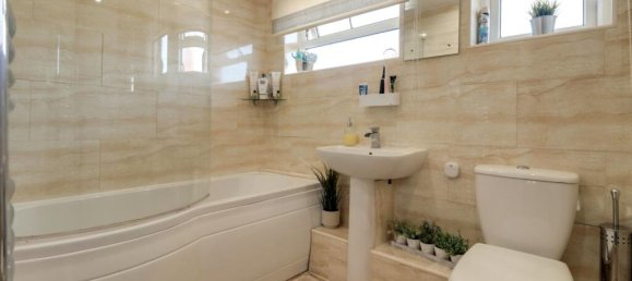 3 bedrooms House in Exmouth, United Kingdom No. 13647 8