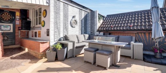 3 bedrooms House in Exmouth, United Kingdom No. 13647 13