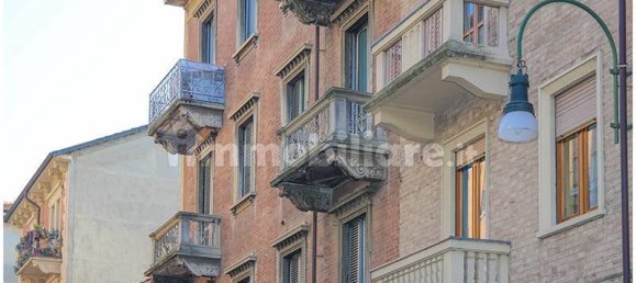 2 Schlafzimmer Wohnung in Turin, Italy, Nr. 311226 5