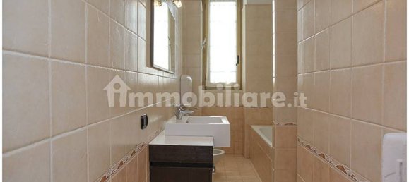 2 Schlafzimmer Wohnung in Turin, Italy, Nr. 311226 15