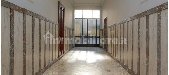 2 Schlafzimmer Wohnung in Turin, Italy, Nr. 311226 35
