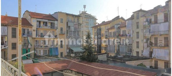 2 Schlafzimmer Wohnung in Turin, Italy, Nr. 311226 10