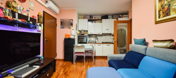 3 rooms Apartment in Carmagnola, Italy No. 87489 6