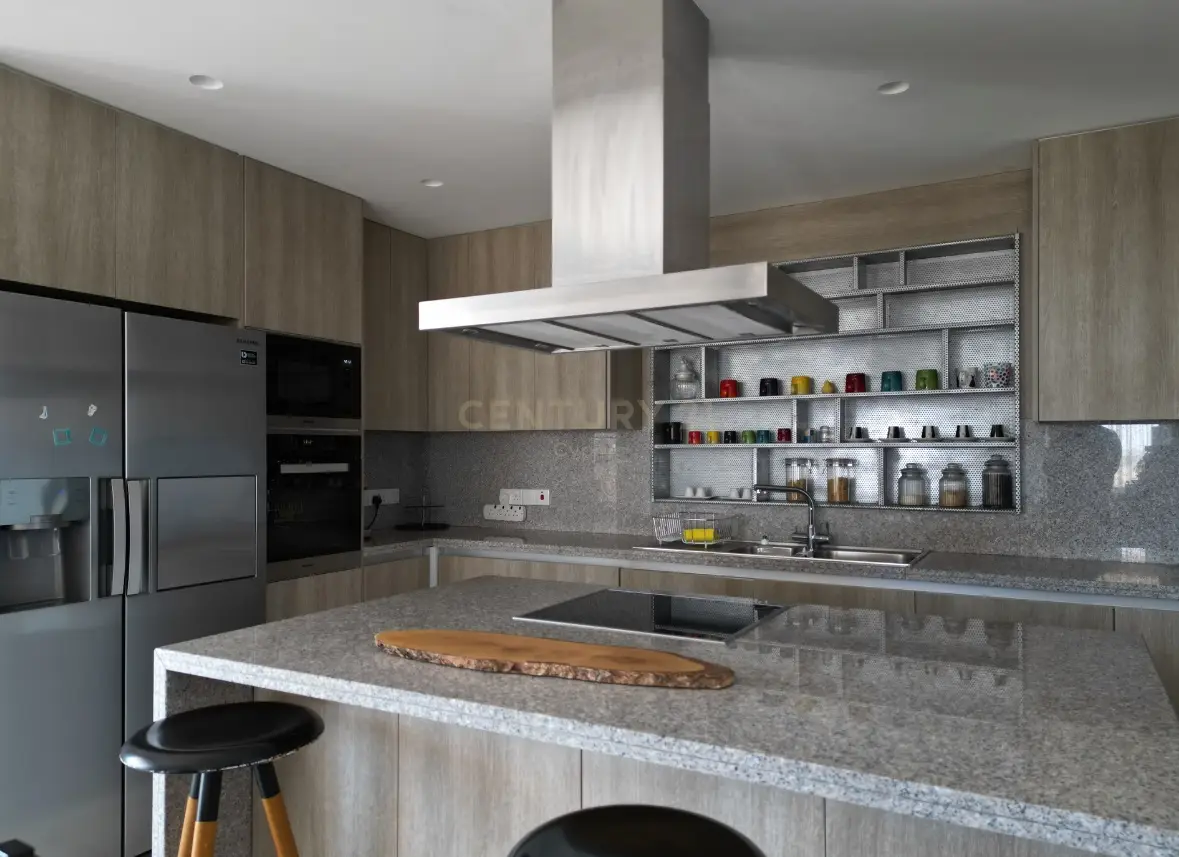 Ático de 6 dormitorios en Limassol, Cyprus No. 5066