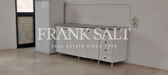 Büro in Zebbug, Malta 300m², Nr. 12825 30