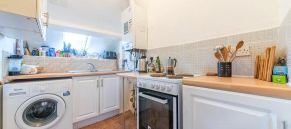 1 bedroom Apartment in South Croydon, United Kingdom No. 12269 6