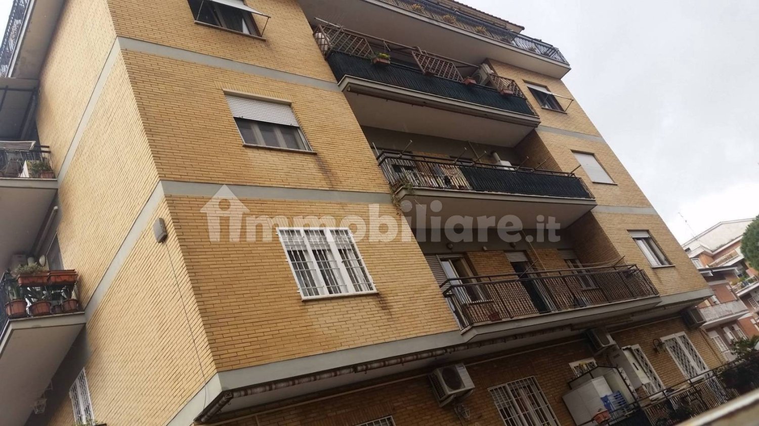 Apartamento de 1 dormitorio en Ciampino, Italy No. 143141