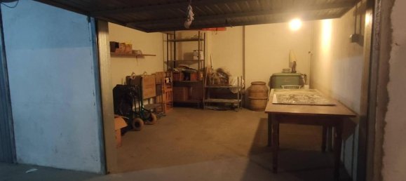 1 room Garage in Grosseto, Italy No. 84584 2