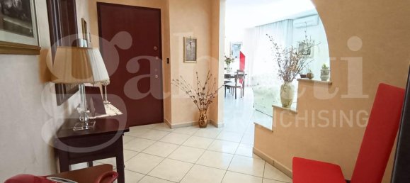 4-salle Appartement à Syracuse, Italy No. 246117 3