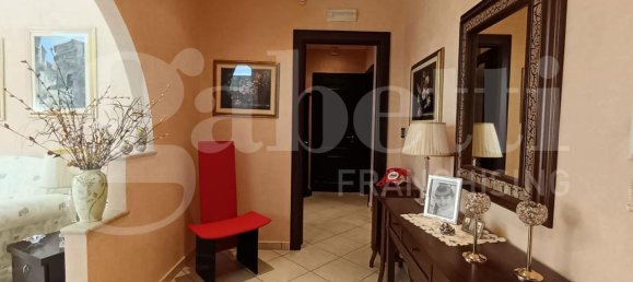 4-salle Appartement à Syracuse, Italy No. 246117 32