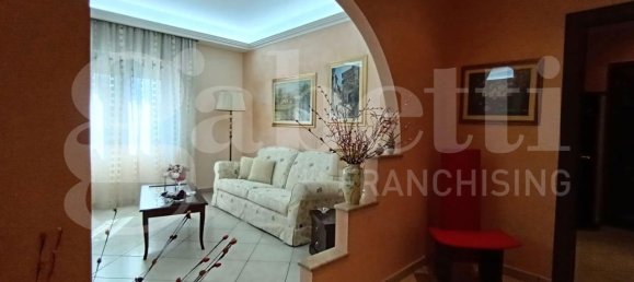 4-salle Appartement à Syracuse, Italy No. 246117 31