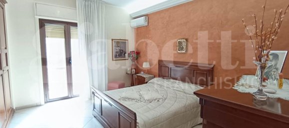 4-salle Appartement à Syracuse, Italy No. 246117 22