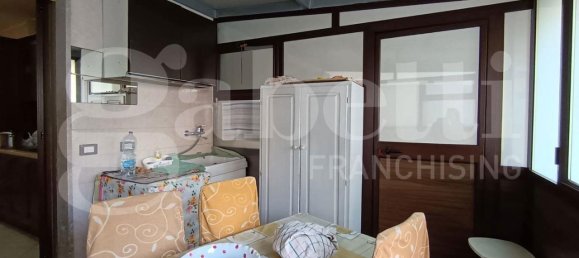 4-salle Appartement à Syracuse, Italy No. 246117 9