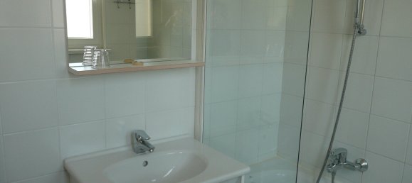 674m² Commercial property in Bouzonville, France No. 69950 7