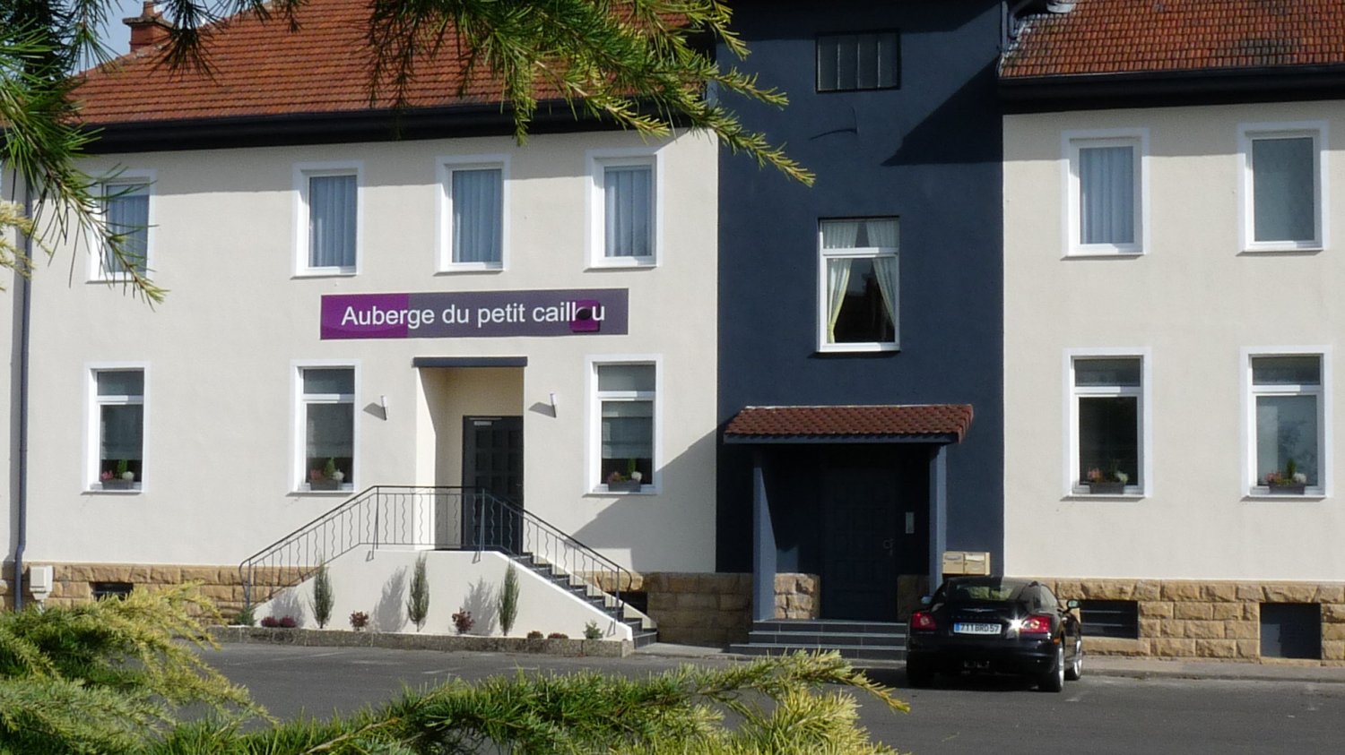 674m² Commercial property in Bouzonville, France No. 69950