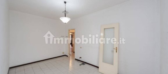 2 Schlafzimmer Wohnung in Villasanta, Italy, Nr. 321468 9