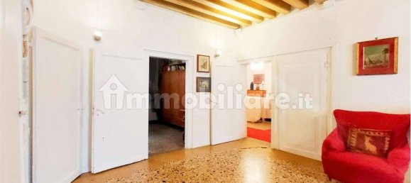 4 bedrooms Apartment in Venice, Italy No. 61550 37