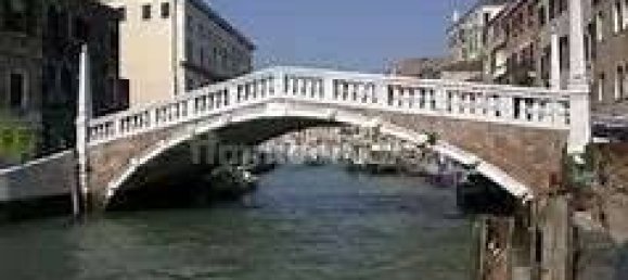 4 bedrooms Apartment in Venice, Italy No. 61550 6