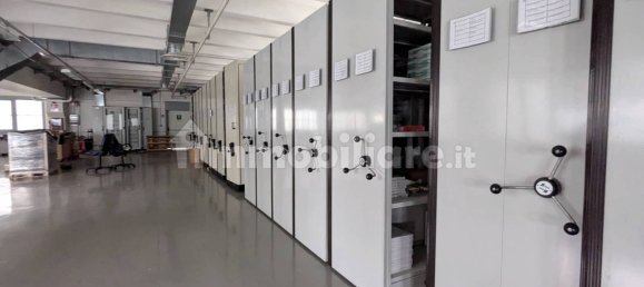 5-Zimmer Lagerhaus in Cinisello Balsamo, Italy, Nr. 10769 18