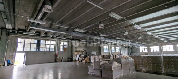 5-Zimmer Lagerhaus in Cinisello Balsamo, Italy, Nr. 10769 11