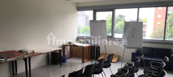 5-Zimmer Lagerhaus in Cinisello Balsamo, Italy, Nr. 10769 21