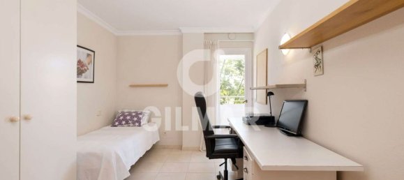 Квартира с 4 спальнями в Эстепона, Испания № 189633 40