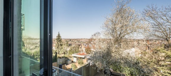 1 bedroom Apartment in London, United Kingdom No. 14225 8