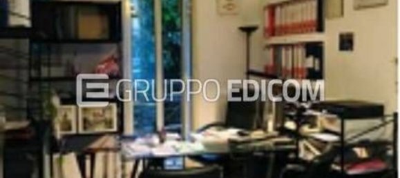 Propiedad comercial en Palermo, Italy 300 m² No. 300789 2