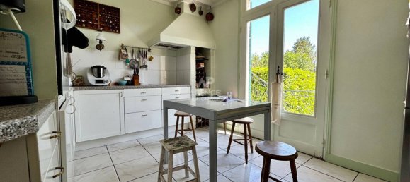 6 bedrooms House in Poissy, France No. 183841 5