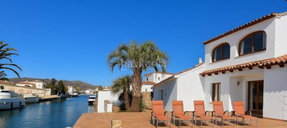 6 Schlafzimmer Haus in Empuriabrava, Spain, Nr. 77870 2