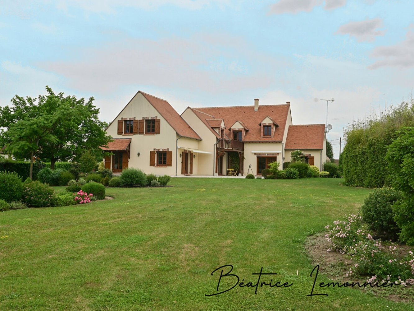 6 chambres Maison à Nibelle, France No. 90868