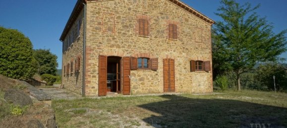  Castillos de 6 dormitorios en Cortona, Italy No. 323234 13