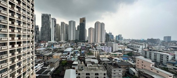 2 bedrooms Condo in Bangkok, Thailand No. 8410 11