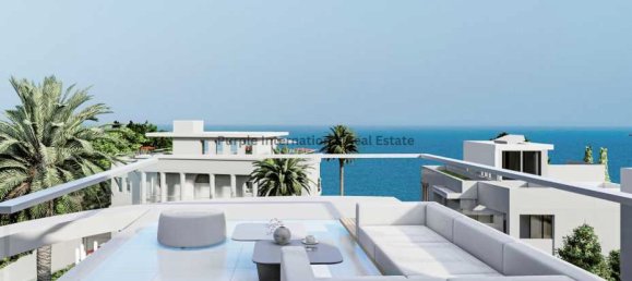 4 bedrooms Villa in Chloraka, Cyprus No. 1047 3