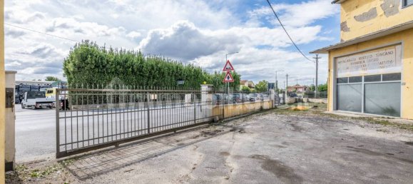 4-Zimmer Lagerhaus in Bientina, Italy, Nr. 275157 12