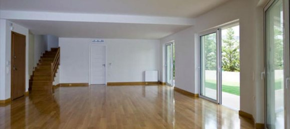 240m² Property in Athens, Greece No. 6853 5