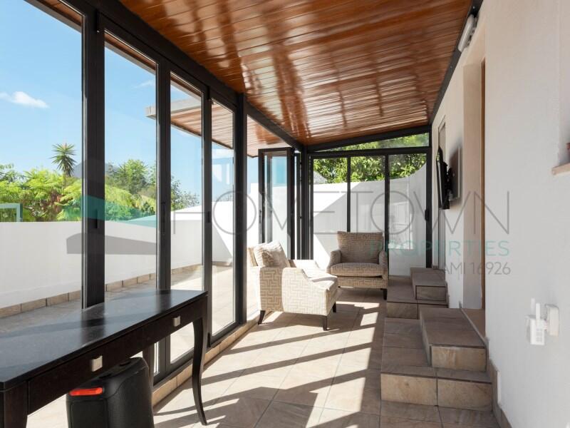 2 bedrooms Villa in Faro, Portugal No. 335783