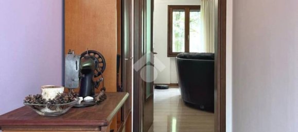 4 bedrooms House in Valbrenta, Italy No. 340994 5